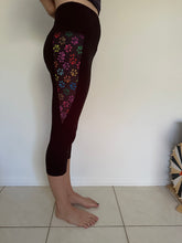 Load image into Gallery viewer, Black Leggings with Pocket Pattern - All the Colours